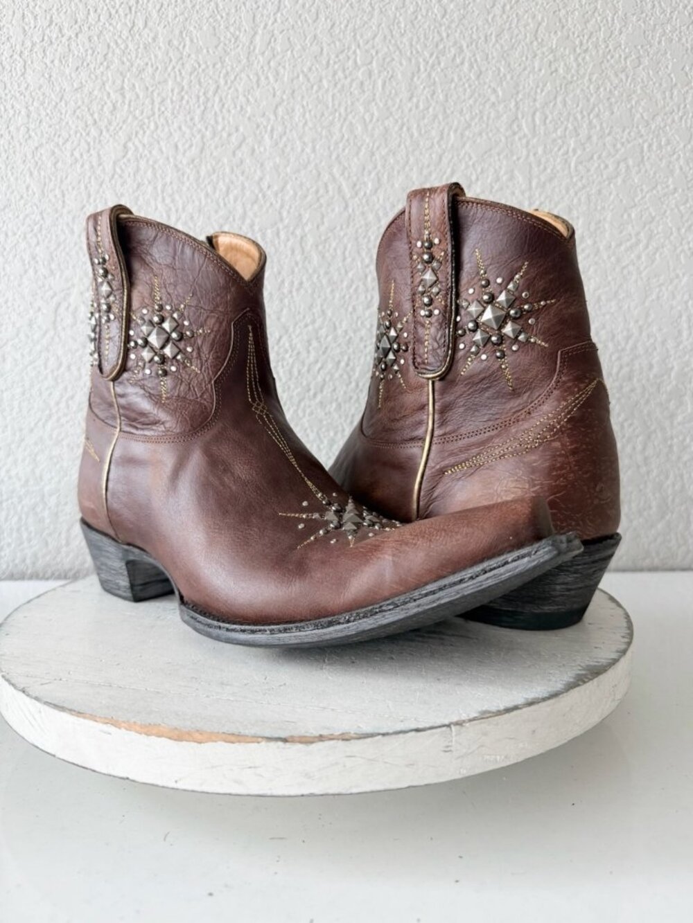Old Gringo STELLETTA Short Brown Studded Cowboy Boots Womens 11 Snip Toe Ankle